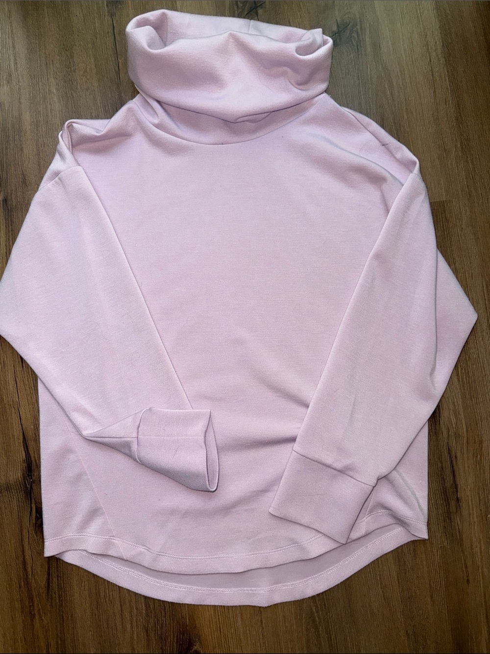 Cable & Gauge Soft Pink Studio Pullover
